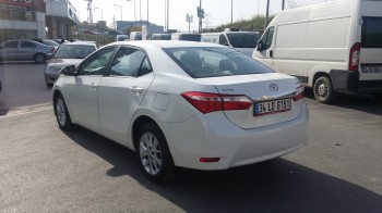 PINAROVA OTOMOTİV’DEN Corolla 1.4 D-4D Advance M/M 2014 Fulllll