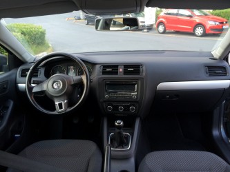 İSTANBUL MOTORLU ARAÇLAR- VOLKSVWAGEN- JETTA-2012 1.6 TDİ