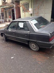 Renault 9