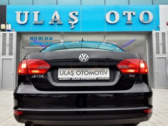 2012-JETTA-COMFORTLİNE-57.000KM-OTOMATİK-NAVİGASYON-SİYAH İÇİBEJ