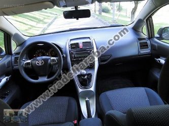 Toyota Auris 1.33 Comfort ( Füme Renk ) 2012 Model 41.000 TL